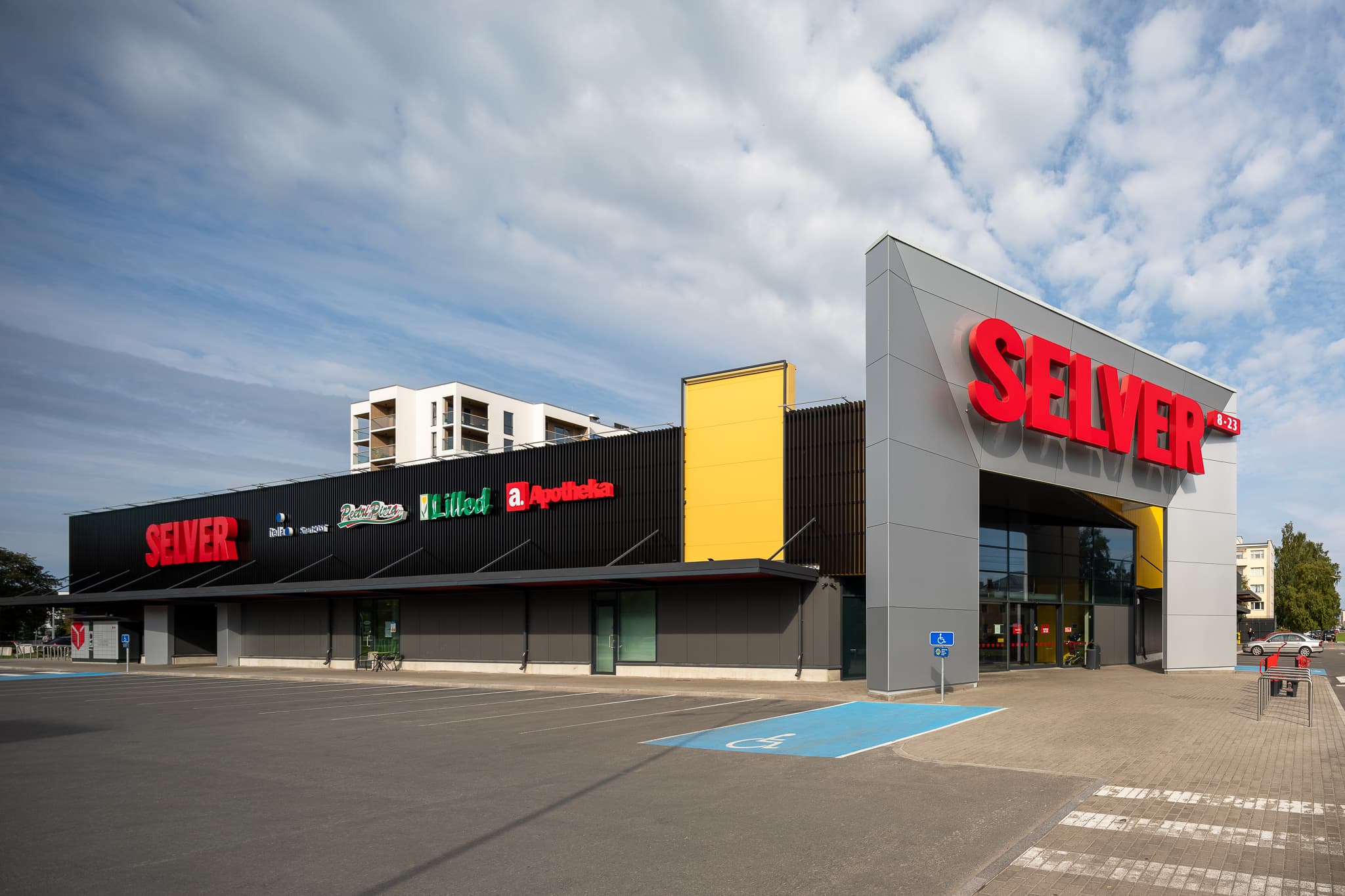 Kolde Selver Parking Area